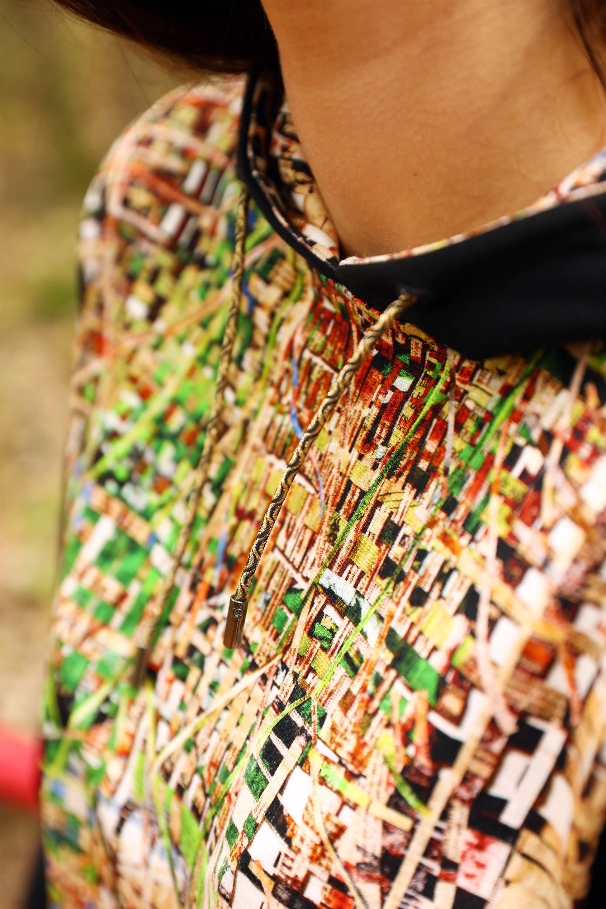 LE PULL À CAPUCHE | LE NOUVEAU MONDE
