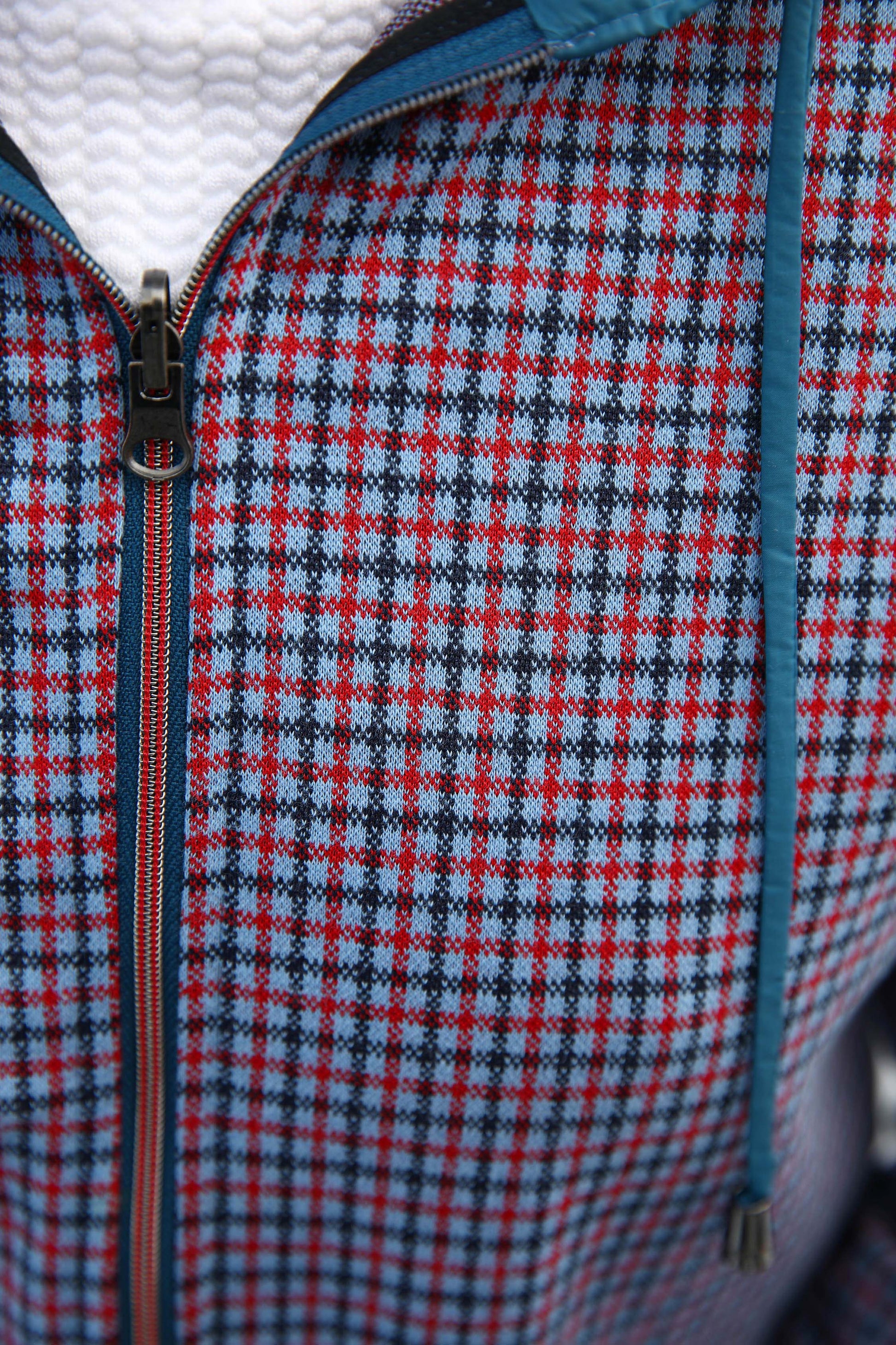 LE BLOUSON | DE GLACE ET DE COULEURS