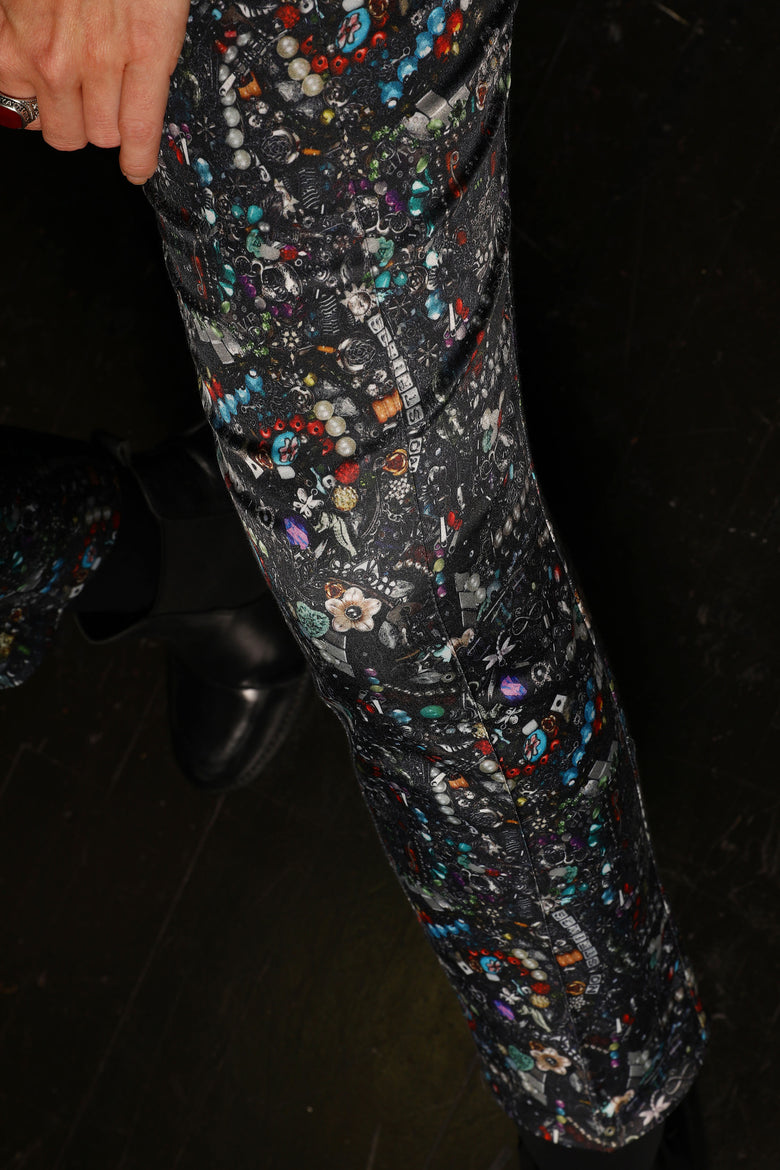 vêtement artist la marque pantalon-rhapsody