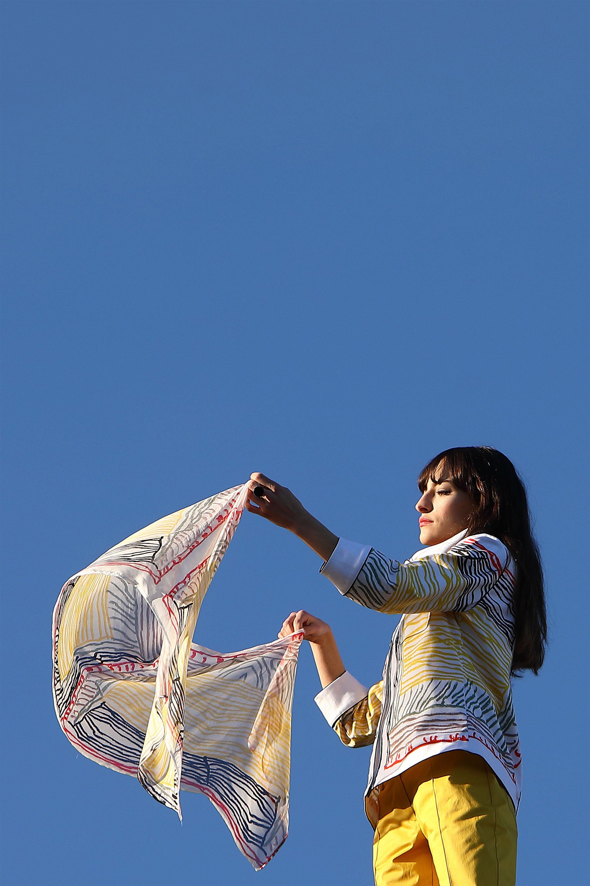 LE FOULARD | ENTRE LES LIGNES